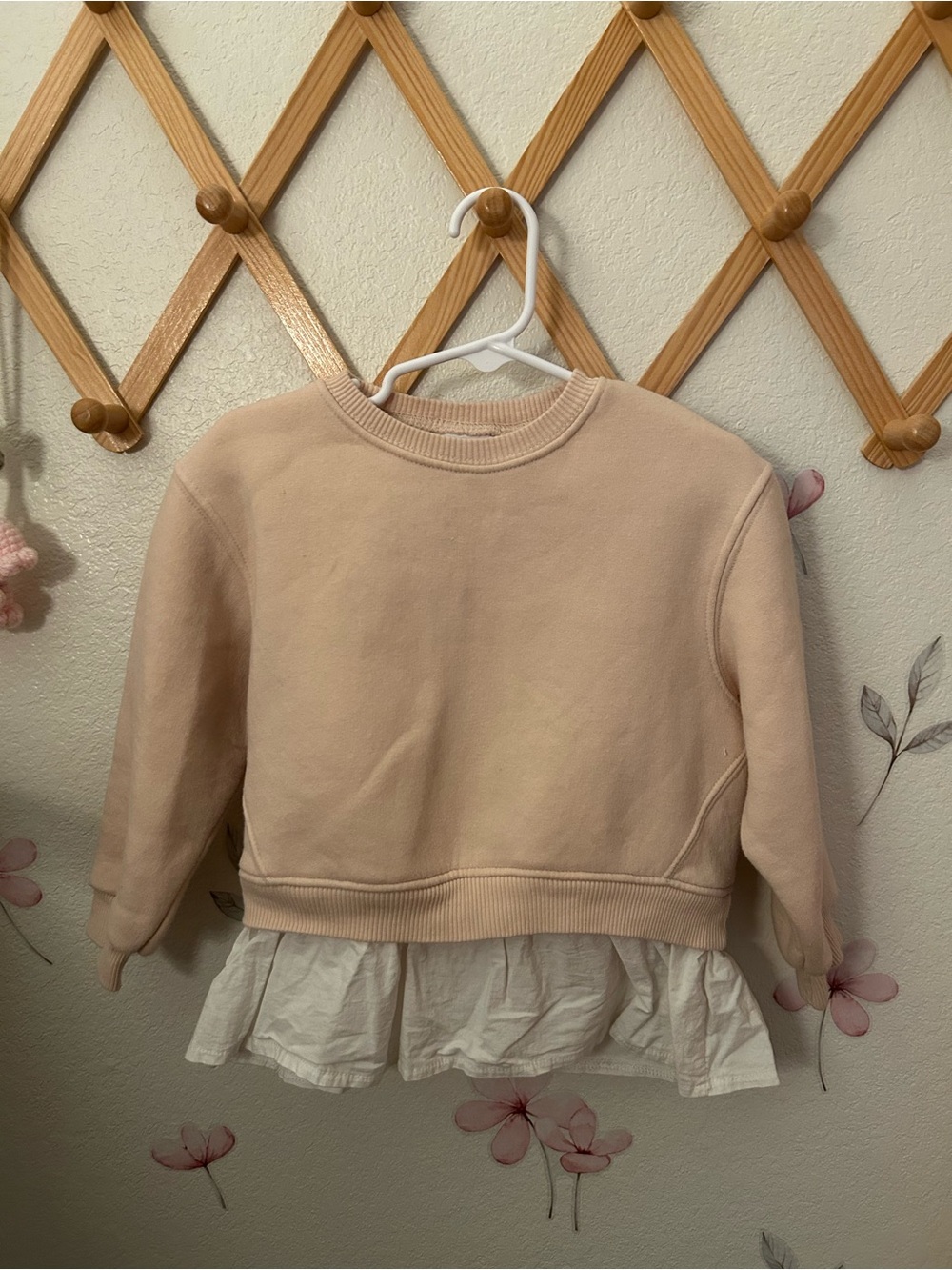 Zara Blush Pink Crewneck Sweatshirt with White Layered Hem